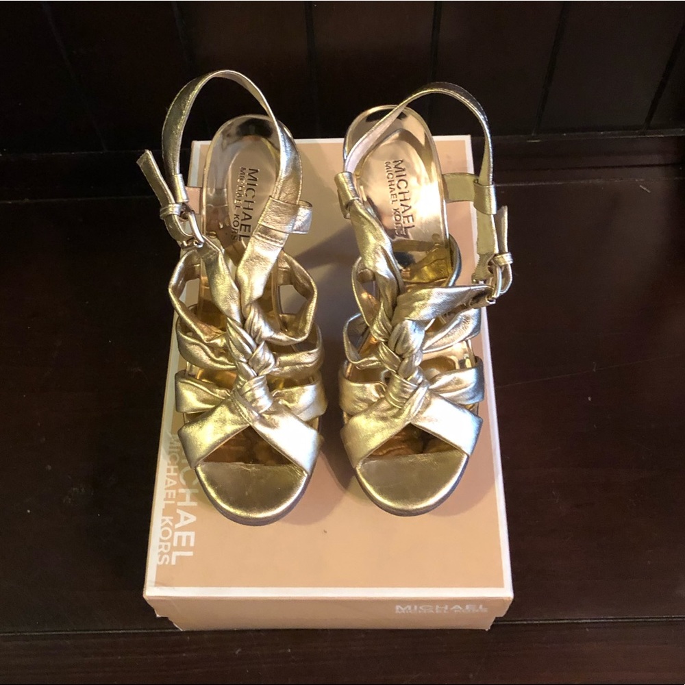 Michael Kors Metallic Gold Leather Strappy Sandals Heels. Size 8